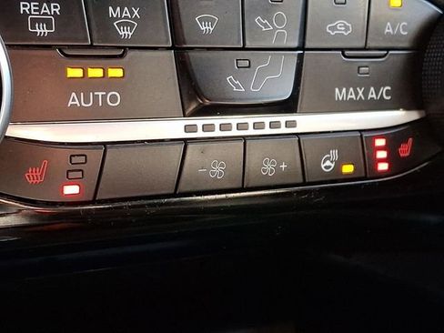 Used 2022 Ford Escape SEL AWD/4WD image 25