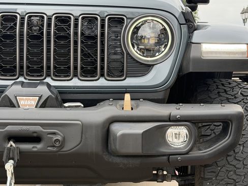 Used 2024 Jeep Wrangler Unlimited Rubicon 392 AWD/4WD image 9