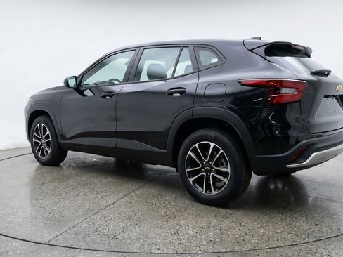 Used 2025 Chevrolet TrailBlazer LT image 6