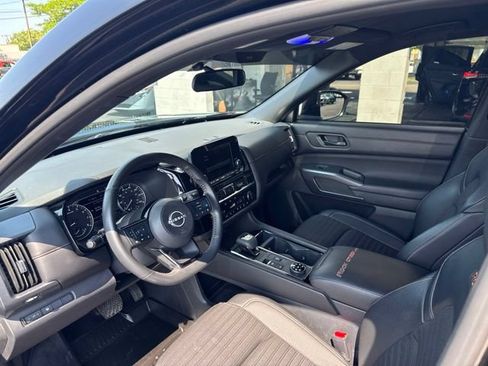 Used 2023 Nissan Pathfinder Rock Creek AWD/4WD image 9