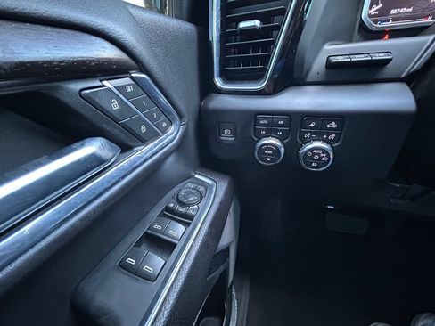 Used 2024 GMC Sierra 3500 Denali w/ Denali Reserve Package AWD/4WD image 11