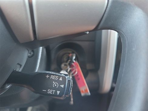 Used 2011 Toyota FJ Cruiser 4WD image 20