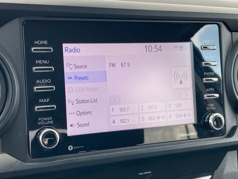 Used 2020 Toyota Tacoma SR image 19