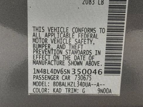 Used 2025 Nissan Altima 2.5 SV FWD image 30