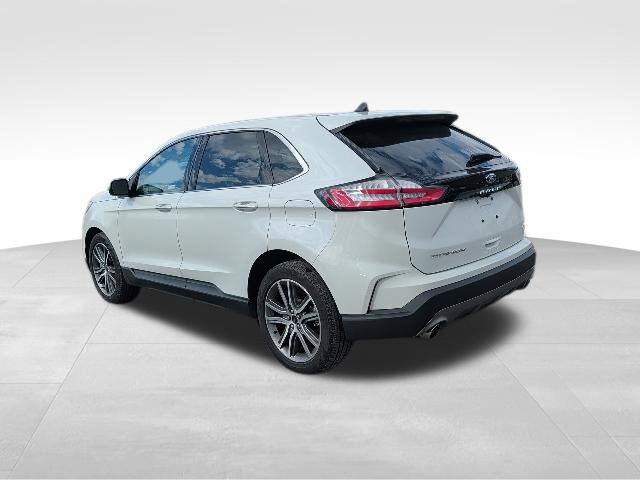 Used 2024 Ford Edge Titanium w/ Equipment Group 301A AWD/4WD image 5