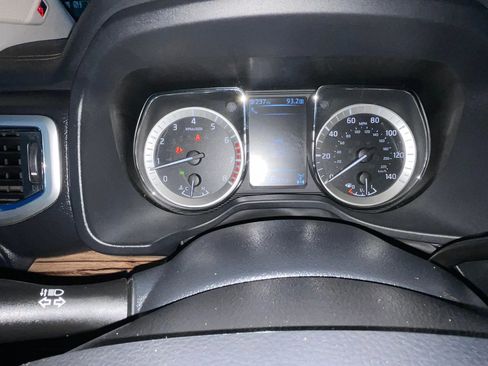 Used 2018 Nissan Titan SL w/ Chrome Package image 26