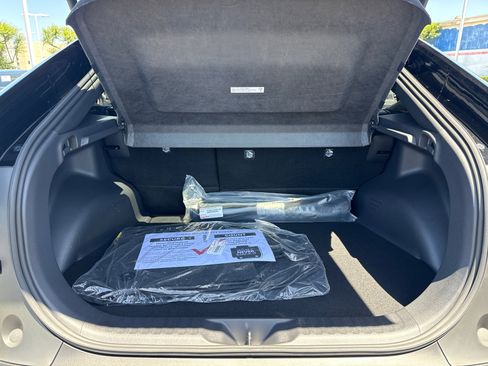 New 2026 Toyota C-HR AWD/4WD image 12