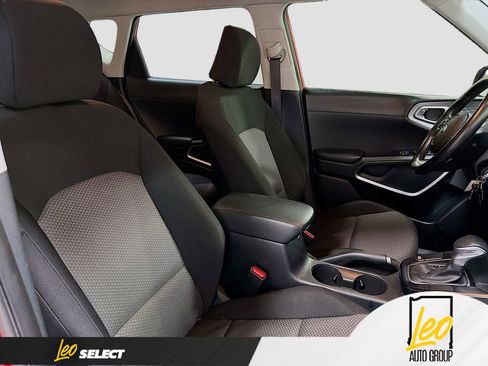 Used 2020 Kia Soul X-Line image 25
