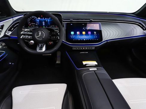 New 2026 Mercedes-Benz E 53 AMG e 4MATIC Sedan image 6