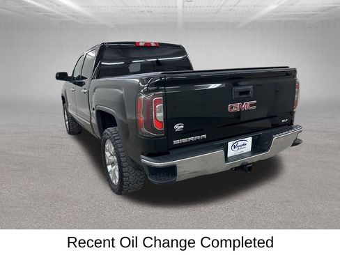Used 2018 GMC Sierra 1500 SLT w/ SLT Premium Package image 10