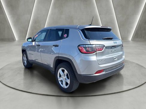 Used 2023 Jeep Compass Sport AWD/4WD image 5