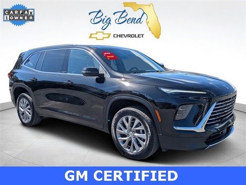 Certified 2025 Buick Enclave Preferred image 1