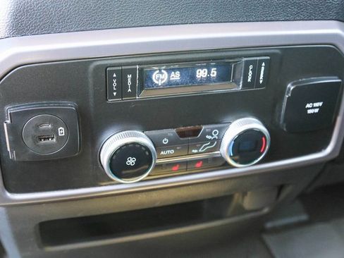 Used 2021 Ford Expedition Platinum image 26