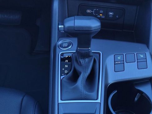 New 2026 Kia Sportage EX FWD image 17