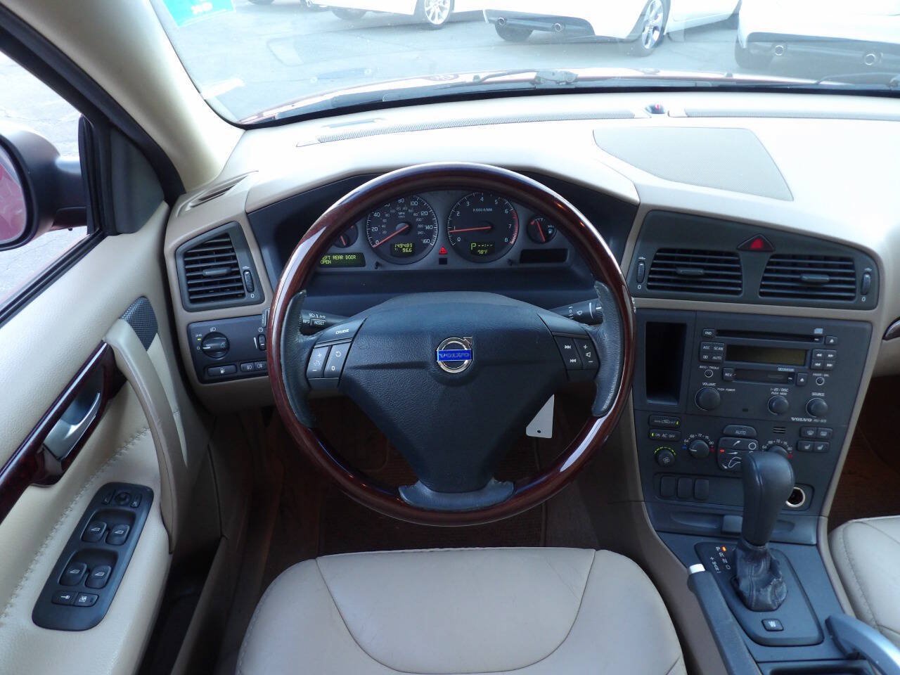 Used 2003 Volvo V70 AWD/4WD image 7
