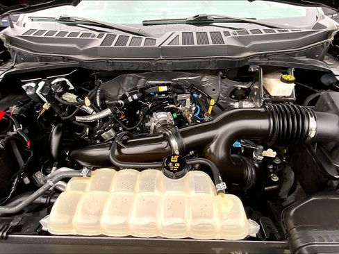 Certified 2023 Ford F150 XLT w/ Equipment Group 302A High image 27