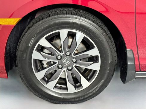 Certified 2024 Honda Odyssey EX-L image 32