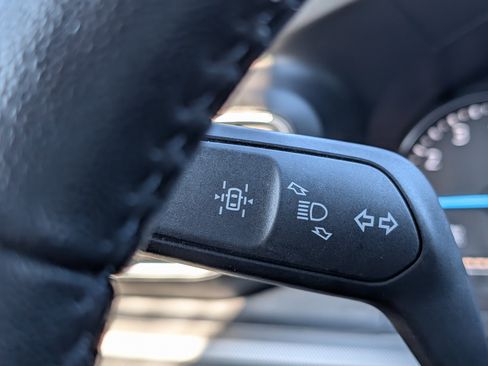 Used 2023 Ford Explorer XLT w/ Equipment Group 202A image 25