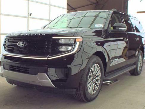 Used 2026 Ford Expedition Max Platinum AWD/4WD image 4