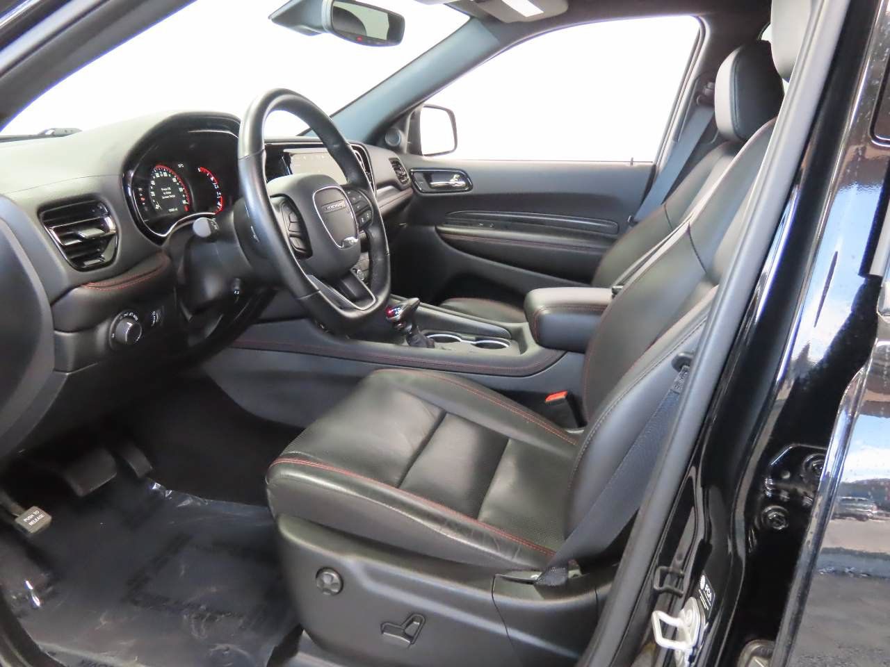 Used 2025 Dodge Durango GT AWD/4WD image 15