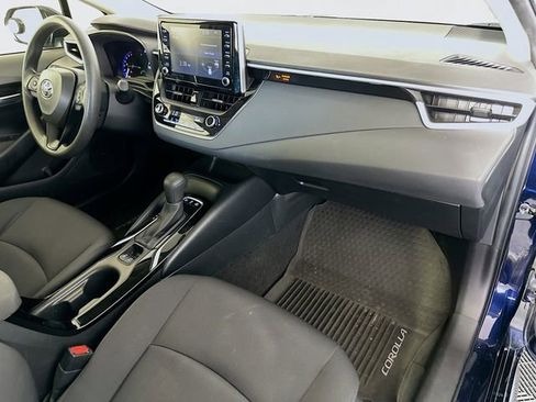 Used 2020 Toyota Corolla LE image 26