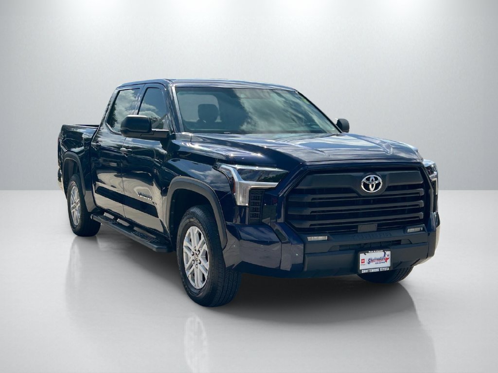 Used 2023 Toyota Tundra SR5 RWD image 3