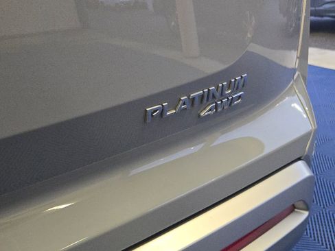 Used 2022 Nissan Pathfinder Platinum w/ Cargo Package image 33