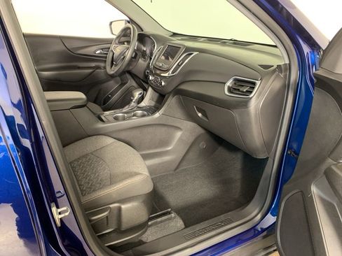 Used 2023 Chevrolet Equinox LT w/ Driver Convenience Package image 36