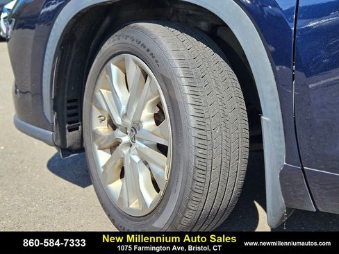 Used 2021 Toyota Highlander Limited image 29