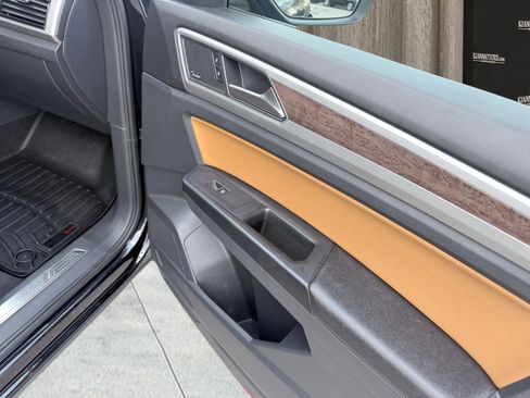 Used 2018 Volkswagen Atlas SEL Premium image 51