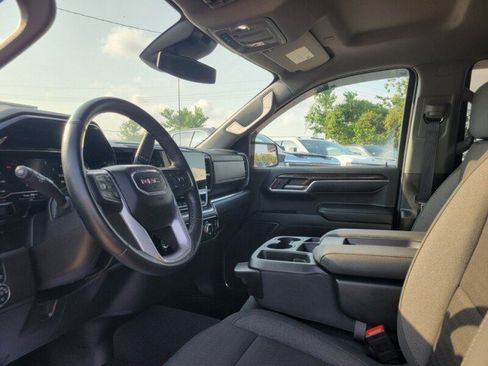 Used 2024 GMC Sierra 1500 Elevation RWD image 11