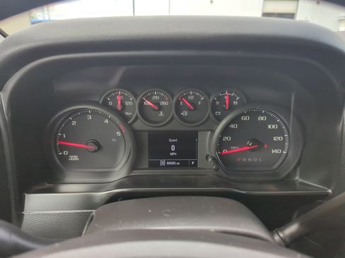 Used 2021 Chevrolet Silverado 2500 W/T w/ WT Convenience Package image 9