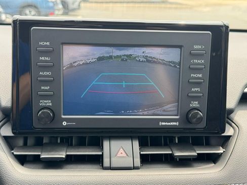 Certified 2021 Toyota RAV4 XLE w/ Convenience Package AWD/4WD image 25