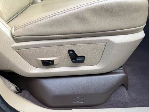 Used 2010 Dodge Ram 3500 Truck Laramie w/ Chrome Accents Group image 40