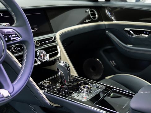 New 2026 Bentley Flying Spur Plug-In Hybrid AWD/4WD image 34