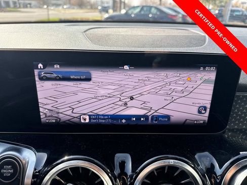 Used 2024 Mercedes-Benz GLB 250 GLB 250 image 23