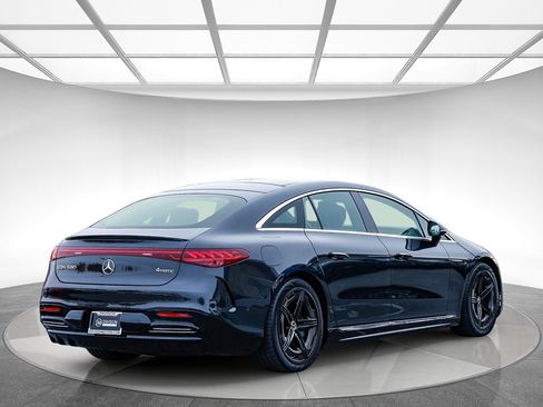 Used 2023 Mercedes-Benz EQS 580 580 image 4