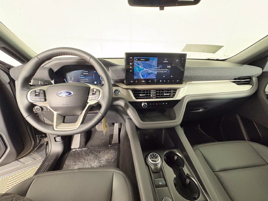 New 2027 Ford Explorer Active w/ Active Comfort Package RWD image 8