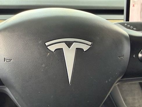 Used 2023 Tesla Model 3 Standard Range RWD image 19