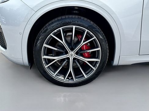 Used 2023 Maserati Grecale Modena AWD/4WD image 42