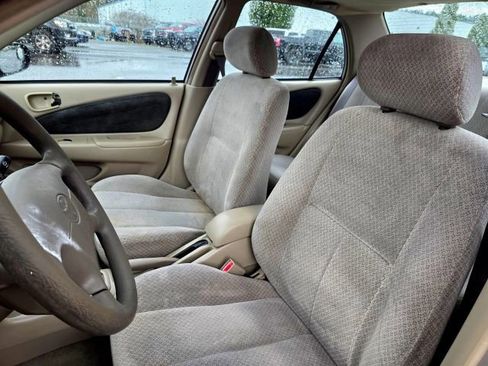 Used 2000 Toyota Corolla CE image 25