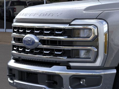 New 2026 Ford F350 4x4 Crew Cab Super Duty image 17