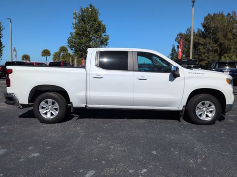 Used 2025 Chevrolet Silverado 1500 LT RWD image 3