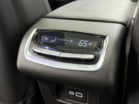Used 2024 Cadillac XT6 Sport AWD/4WD image 33