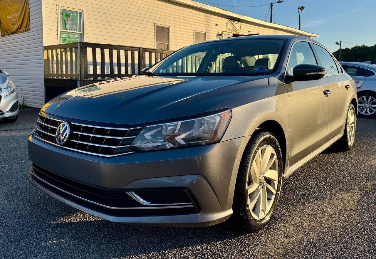Used 2018 Volkswagen Passat 2.0T SE FWD image 1