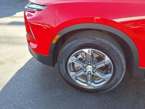 Used 2024 Chevrolet Blazer LT image 14