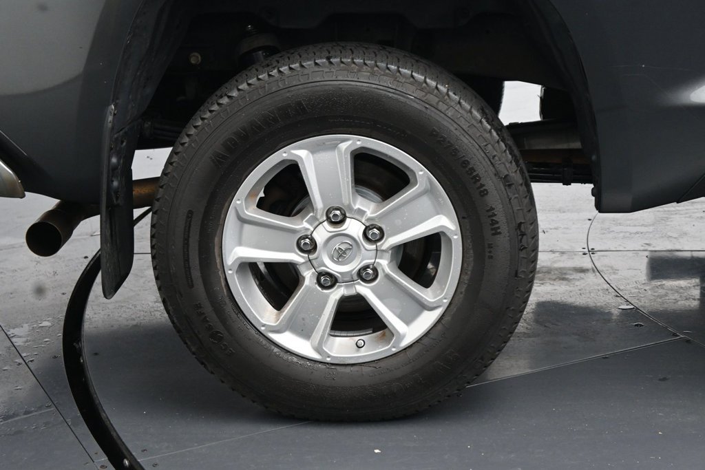 Used 2014 Toyota Tundra SR5 w/ SR5 Upgrade Package AWD/4WD image 10