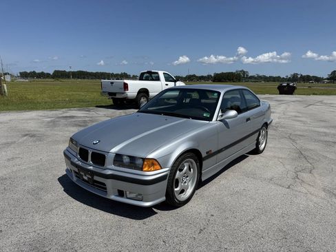 Used 1995 BMW M3 Coupe RWD image 1