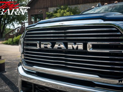 Used 2022 RAM 2500 Laramie AWD/4WD image 7