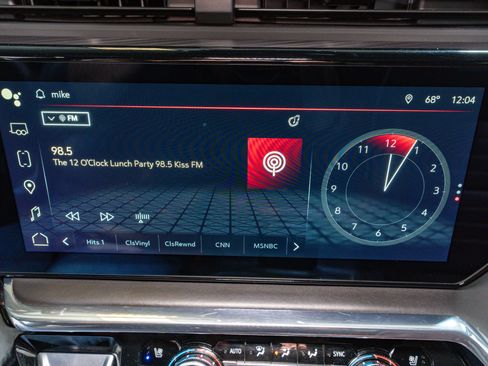 Used 2024 GMC Sierra 2500 Denali Ultimate w/ Snow Plow Prep/Camper Package image 25